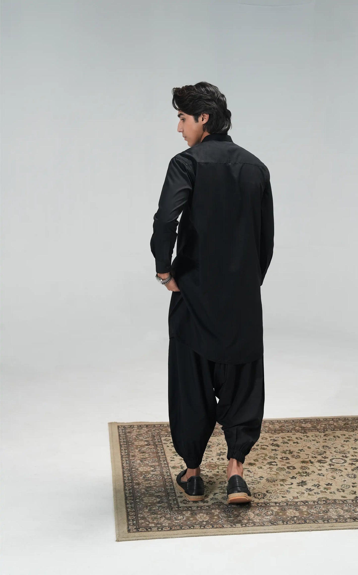 Elegant Noir Harem Pants
