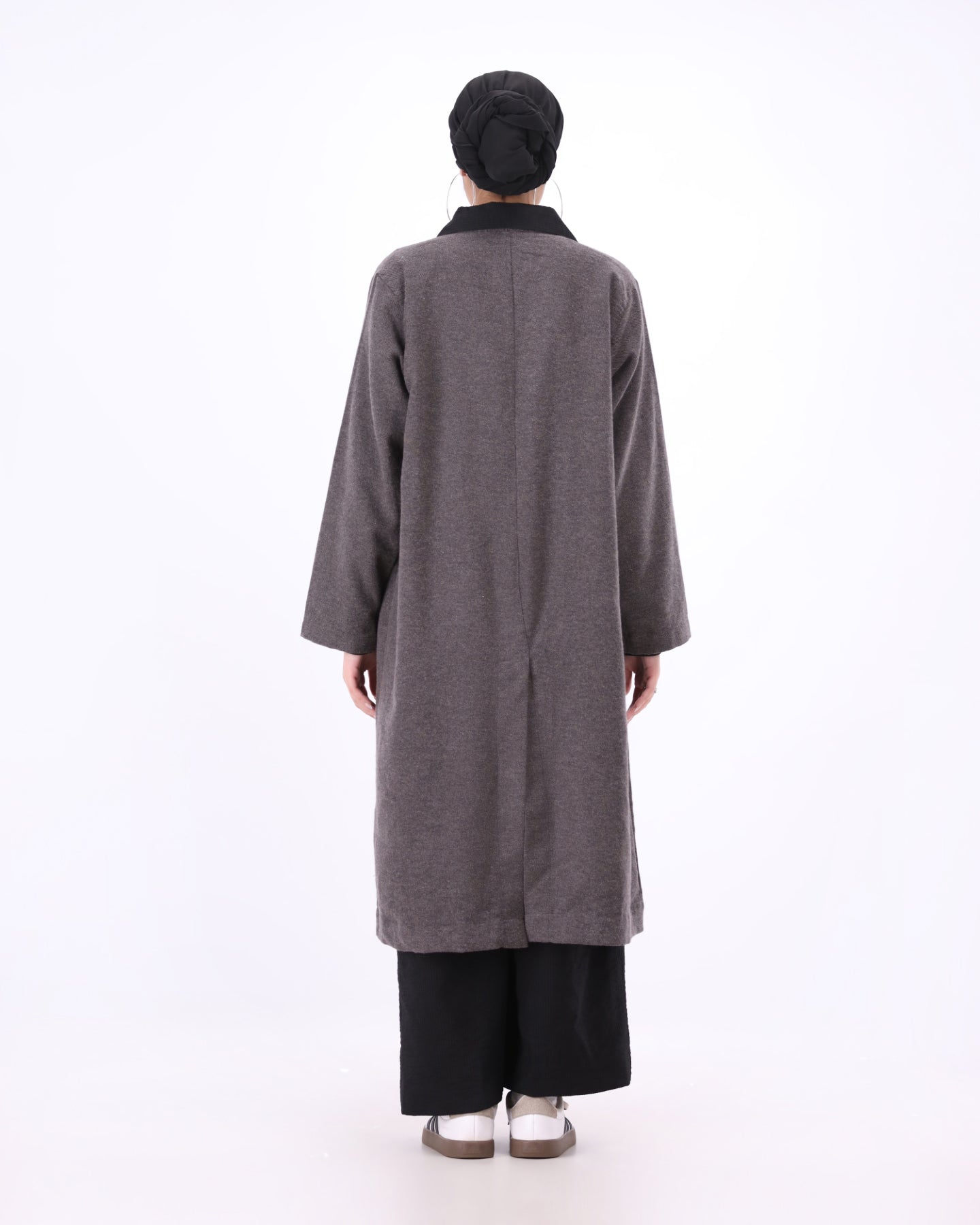 Wanderer Drape - Charcoal Grey